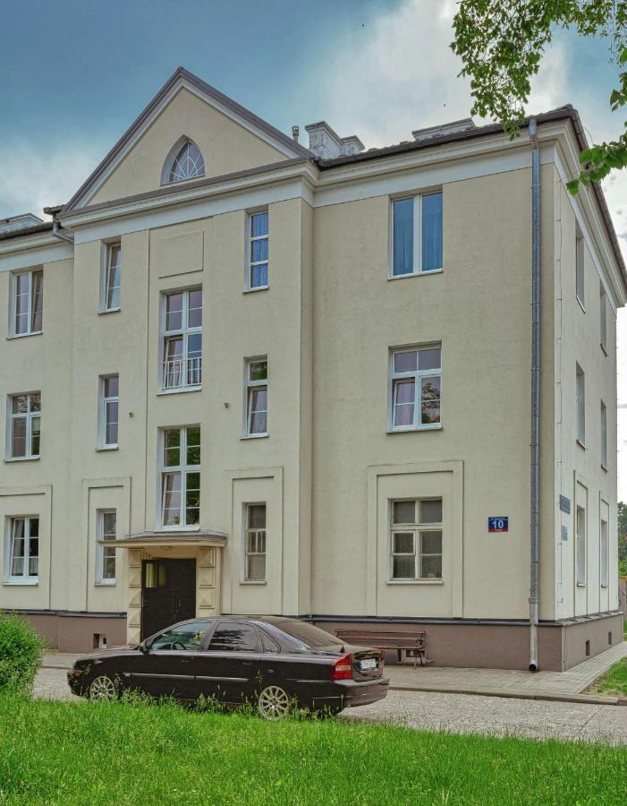 Podoficerski Z Sauna-fvat, Parking *